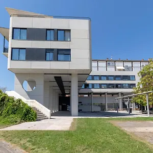 Libere Yamaguchi Apartment